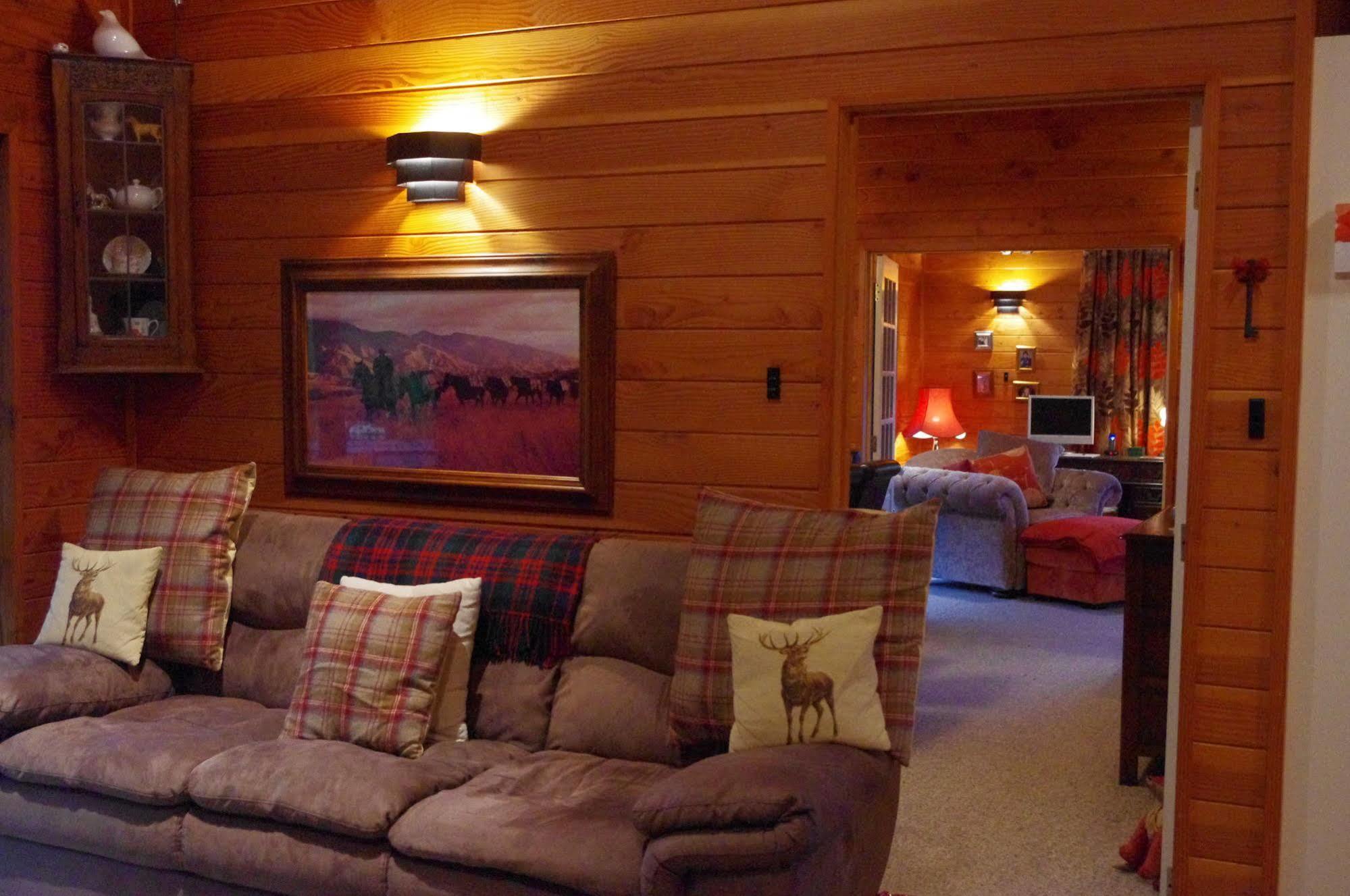 Karamu Valley Lodge Exterior photo