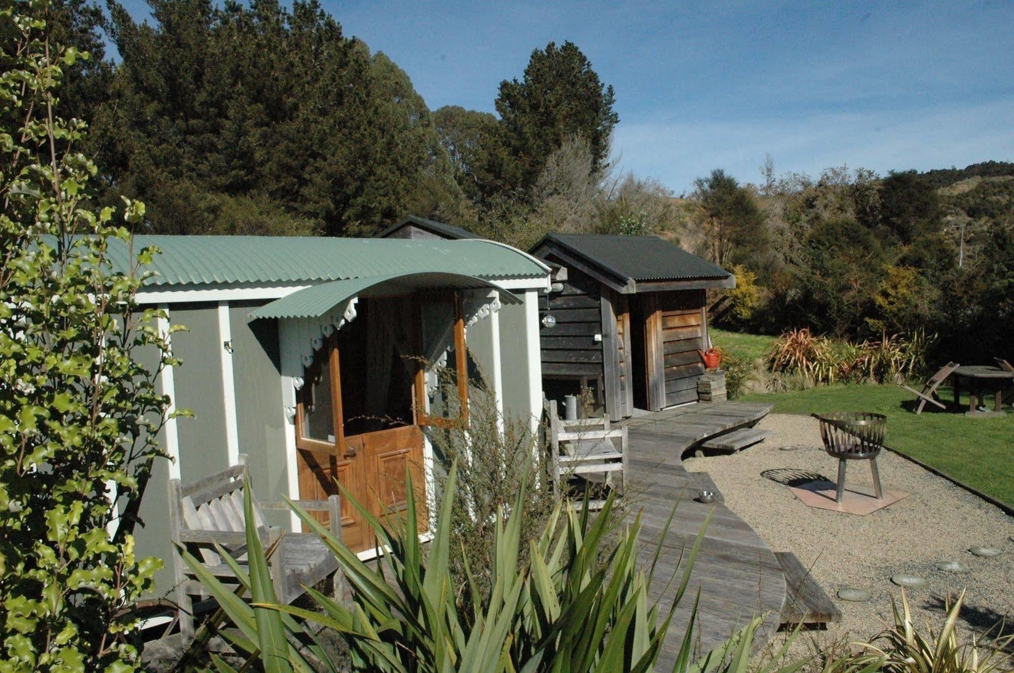 Karamu Valley Lodge Exterior photo