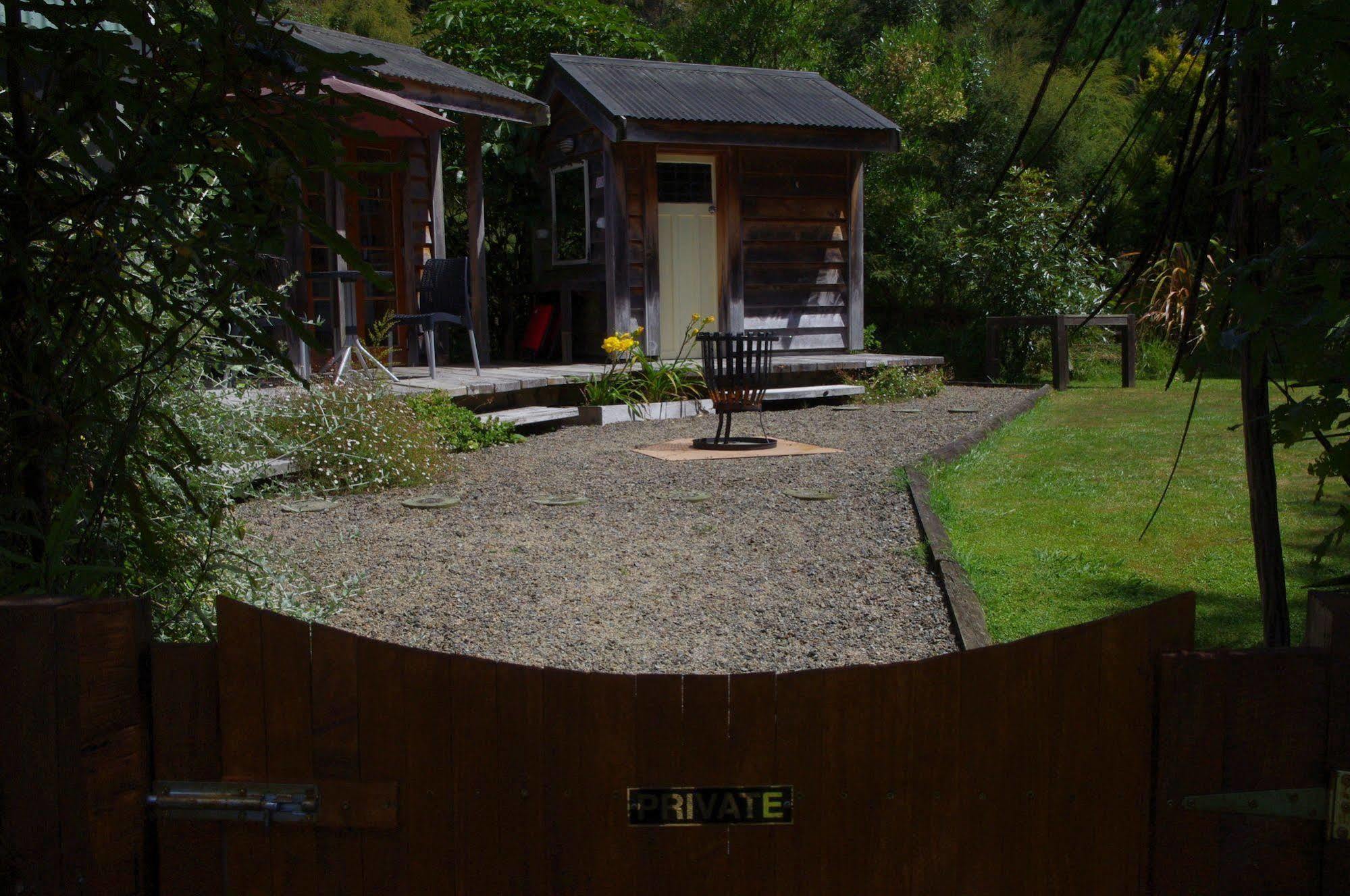 Karamu Valley Lodge Exterior photo